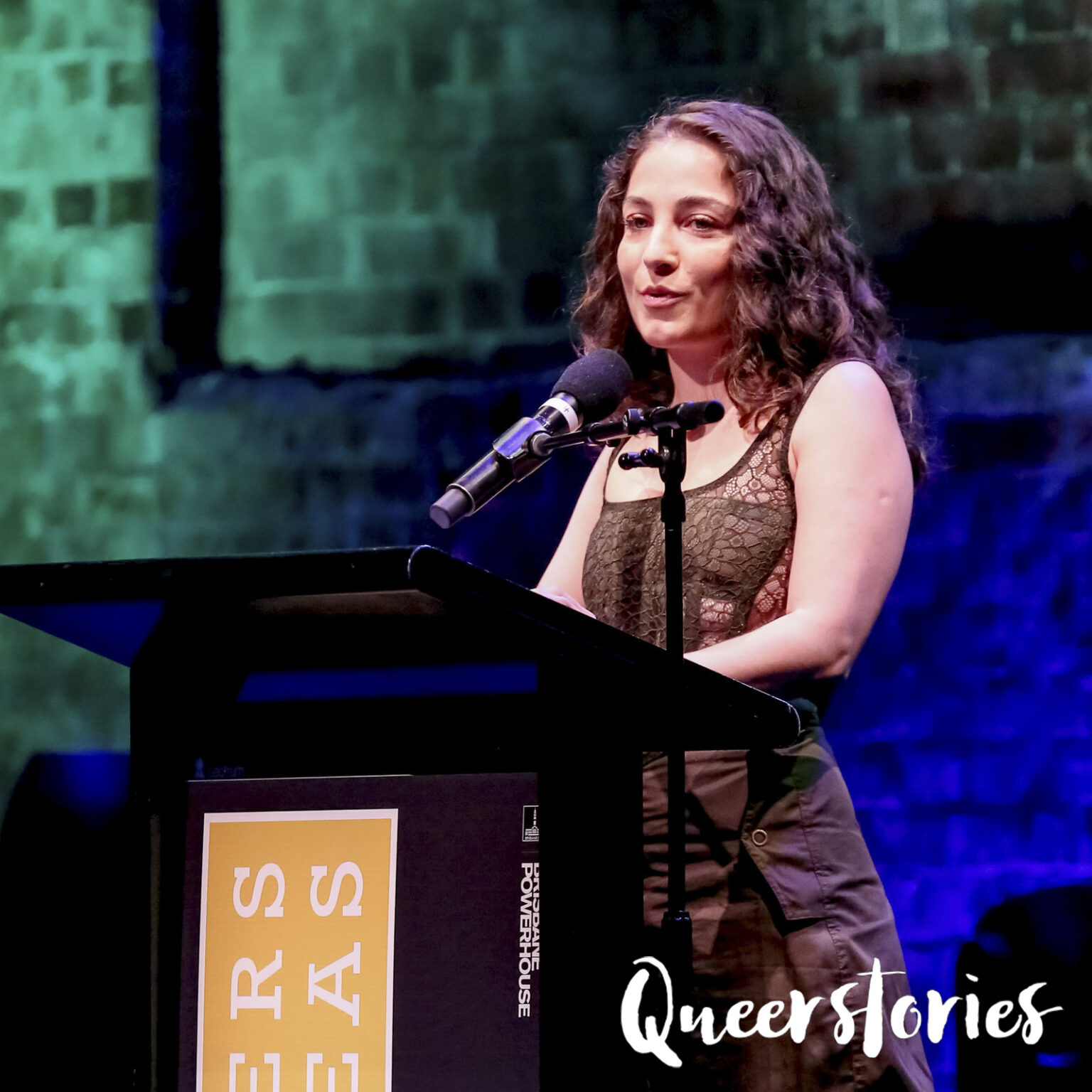 260 Roj Amedi - Hugs and Kisses - Maeve Marsden